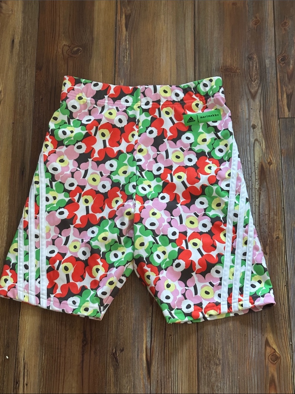 Marimekko x Adidas Unikko patterned shorts small